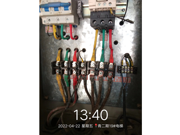 岳麓青城二期項目--塔吊、電梯月檢